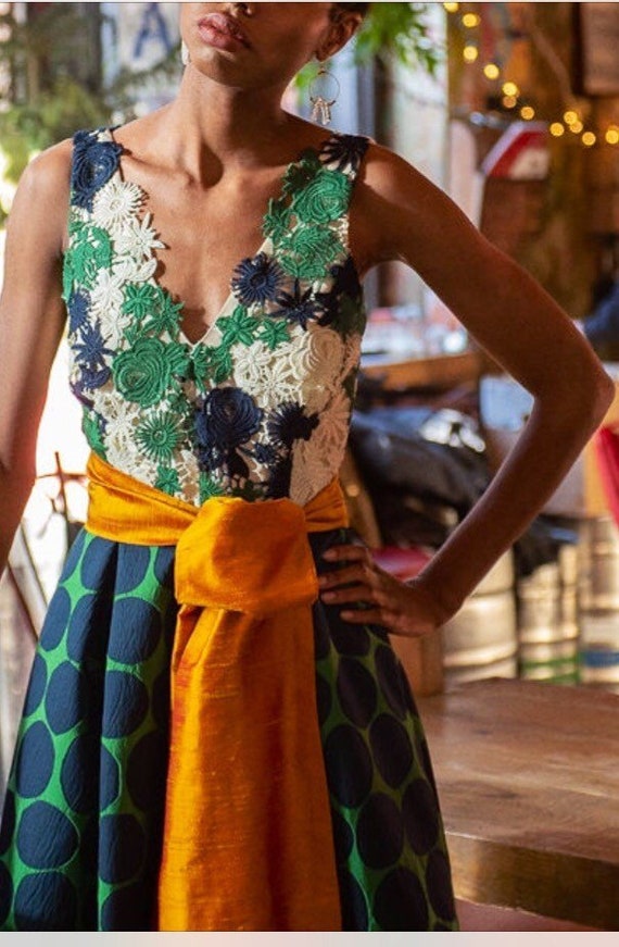 kelly green lace dress