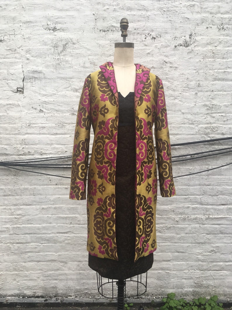 Mustard /& Magenta Suzani Pattern Brocade Coat Chocolate