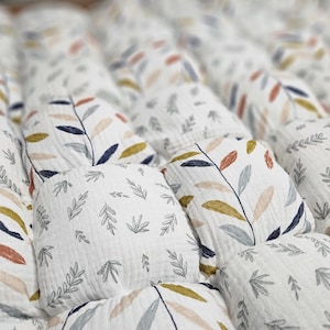 White vine puff quilt baby blanket
