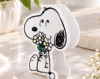 Pinza para el cabello con forma de ramo de flores de Snoopy, acabado brillante (8,9 cm de largo total)