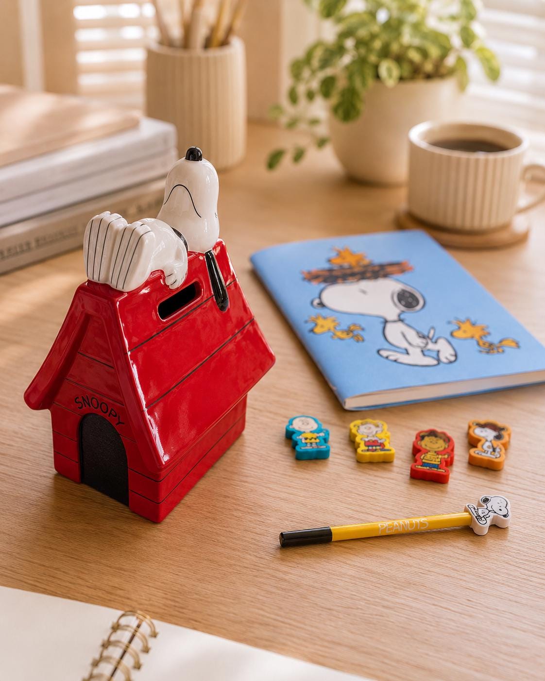 Vintage Ceramic Snoopy House - Etsy