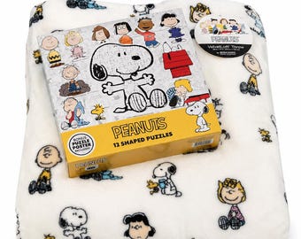 Set de regalo de Snoopy de Peanuts, manta Berkshire VelvetLoft de 60x70, 12 rompecabezas con formas, regalo de coleccionista de Charlie Brown