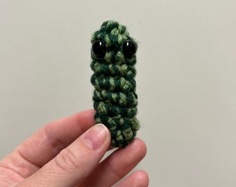 Crochet Pickle Popper – Handmade Acrylic Yarn Fidget Toy