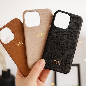 iPhone 16 Pro SE、iPhone 15 14 Pro Max、13 12 ケース用のパーソナライズされたヴィーガンレザー iPhone ケース、お母さんへのカスタマイズされたイニシャル iPhone ケースギフト