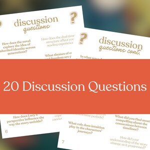 Puede incluir: Tarjetas con preguntas de discusi&oacute;n para un club de lectura o estudio literario. Las tarjetas plantean preguntas sobre temas, personajes y la estructura de la historia. El t&iacute;tulo "20 Preguntas de discusi&oacute;n" se muestra en texto blanco sobre un fondo naranja.