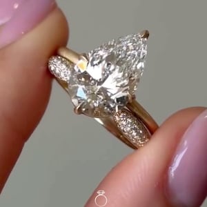 3.05 CT Bridal Jewelry & Unique Wedding Promise Ring for Her | Stunning Diamond Alternative Gift | Pear Cut Moissanite Engagement Ring Set
