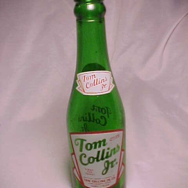 1946 Tom Collins Jr. Cincinnati, Ohio & Manchester, New Hampshire 7 ounce crown top green glass ACL Painted Label Soda Bottle