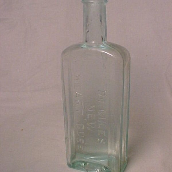 c1890s Dr. Miles New Heart Cure Elkhart, Indiana , Aqua Glass Cork Top Patent Medicine Bottle, Great Valentines Day Gift, Drug Store Decor 2