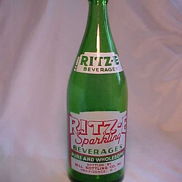 c1950s RITZ-E sparkling beverages bottled by Bell Bottling Co. Providence, R.I., green glass Red & White ACL Label Crown Top Soda Bottle