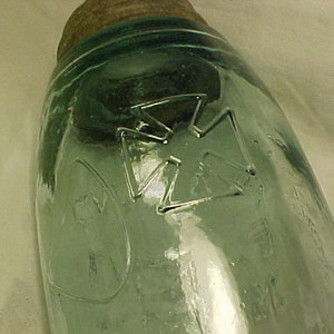 c1880s Mason's Patent Nov. 30th 1858 with Hero Cross on the reverse, Aqua Midget Pint Fruit Jar with the Zinc Lid, Country Primitive Decor 4 image 3