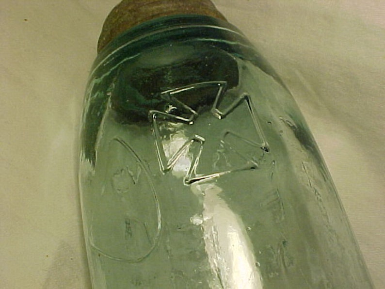 c1880s Mason's Patent Nov. 30th 1858 with Hero Cross on the reverse, Aqua Midget Pint Fruit Jar with the Zinc Lid, Country Primitive Decor 4 image 3