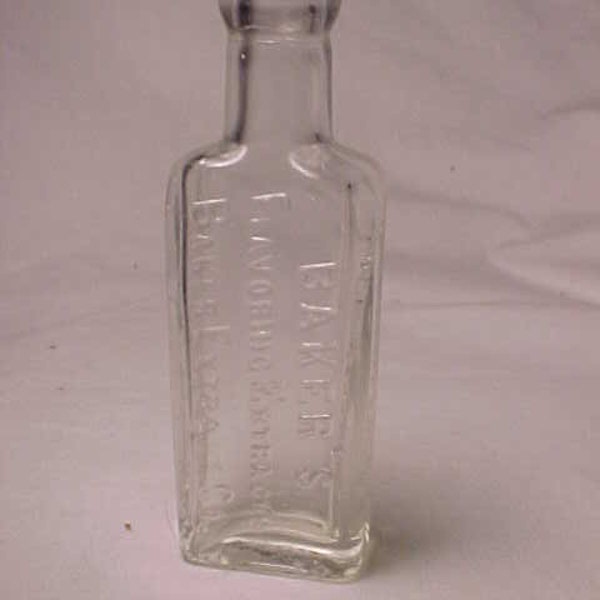 c1920s Sample Size Baker's Flavoring Extracts Baker Extract Company, Cork Top Clear Glass Extract Bottle, Country Primitive Decor