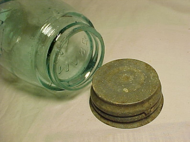 c1880s Mason's Patent Nov. 30th 1858 with Hero Cross on the reverse, Aqua Midget Pint Fruit Jar with the Zinc Lid, Country Primitive Decor 4 image 4