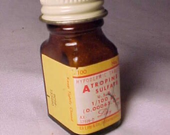 c1950s 100 Hypodermic tablets Atropine Sulfate Eli Lilly & Co. Indianapolis, Ind., Paper Label Medicine bottle, Drug Store Decor No.2