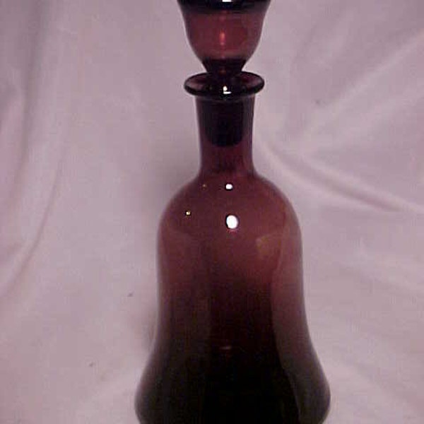 c1890-1920s Purple Puce Cork Top Blown Glass Bell Shape Decanter, Back Bar Bottle, Barber Shop Bottle, Vintage Barware Decanter