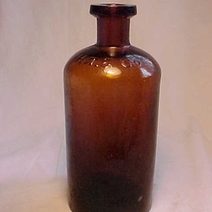 c1870-80s H. T. & Co. Henry Thayer Company Cambridge, Mass. , Amber Blown Glass Apothecary Pharmacy Druggist Patent Medicine bottle No.3