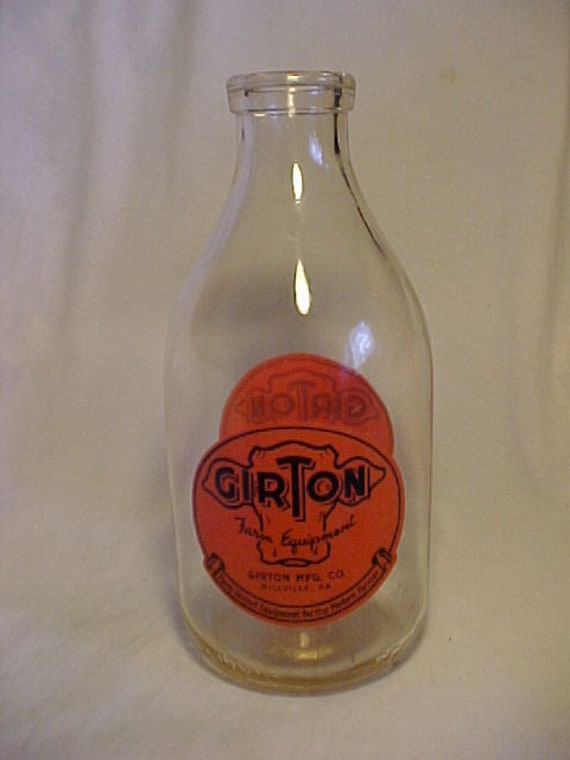 Sunnybrook Dairy 1/2 pint ACL milk Bottle (DR) Sunnybrook Dairy 1/2 pint ACL milk Bottle (DR)
