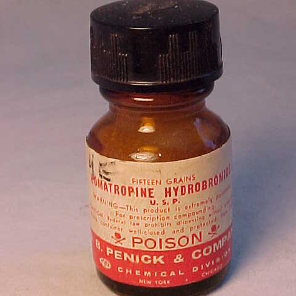 c1950s Homatropine Hydrobromide poison S. B. Penick & Company New York, Medicine Bottle with Paper Label, Drug Store Decor, Medicine Cabinet