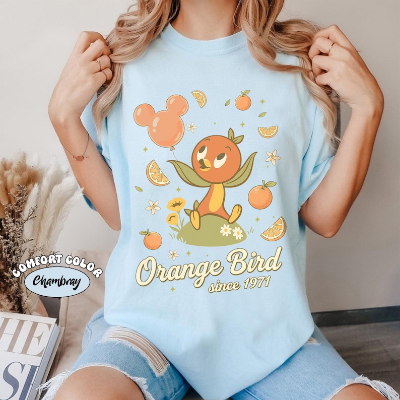 Vintage Disney Orange Fågelskjorta, Epcot Flower and Garden Festival 2026 T-shirt, Retro Walt Disney World Citrus Bird-skjortor, Disneyland-resa Chambray/Light Blue