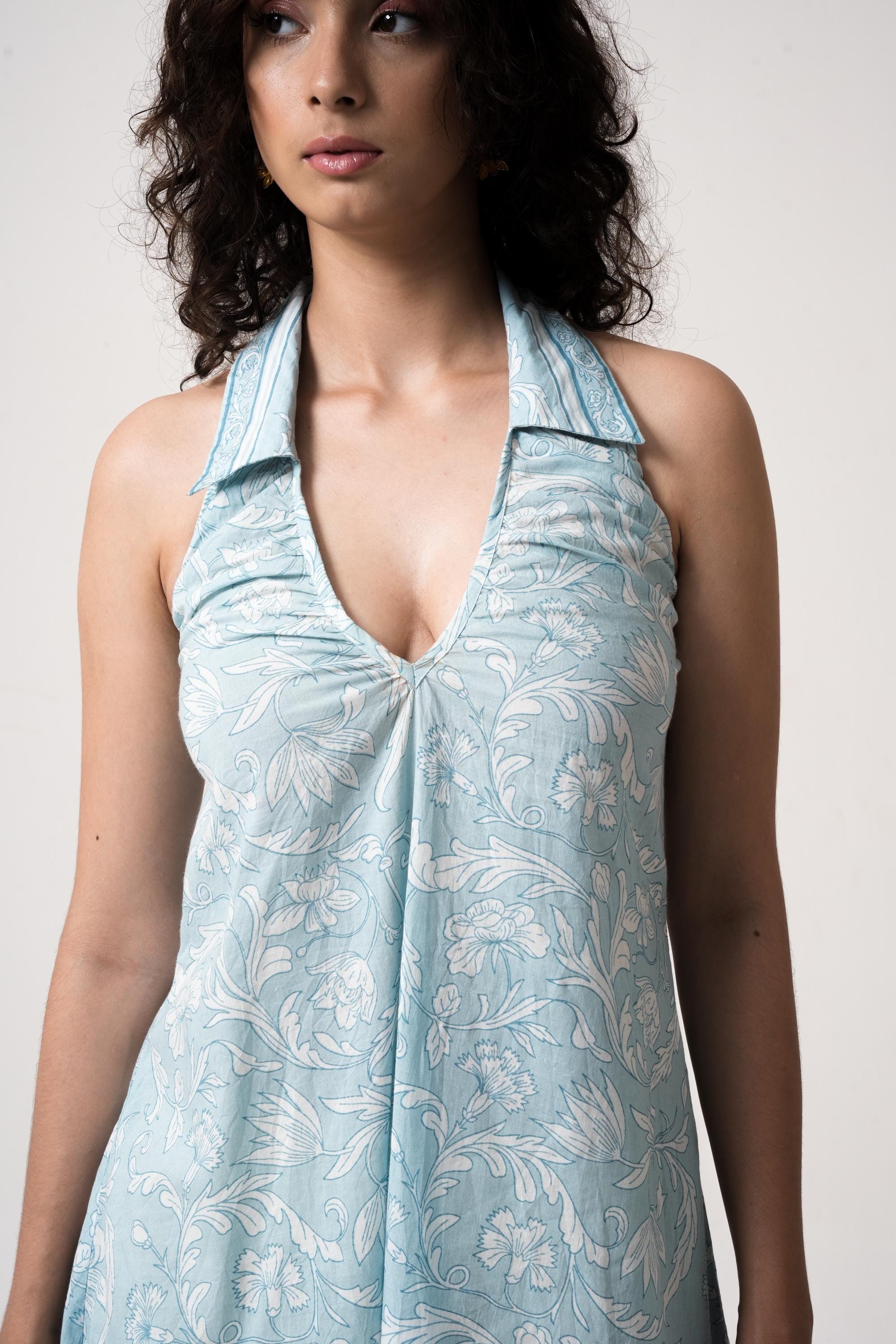 Noa Halter-Neck Collared Maxi Dress - Backless A-Line Summer Dress - Soft Breathable Fabric for Elegant Women's Wear - Gift for Her