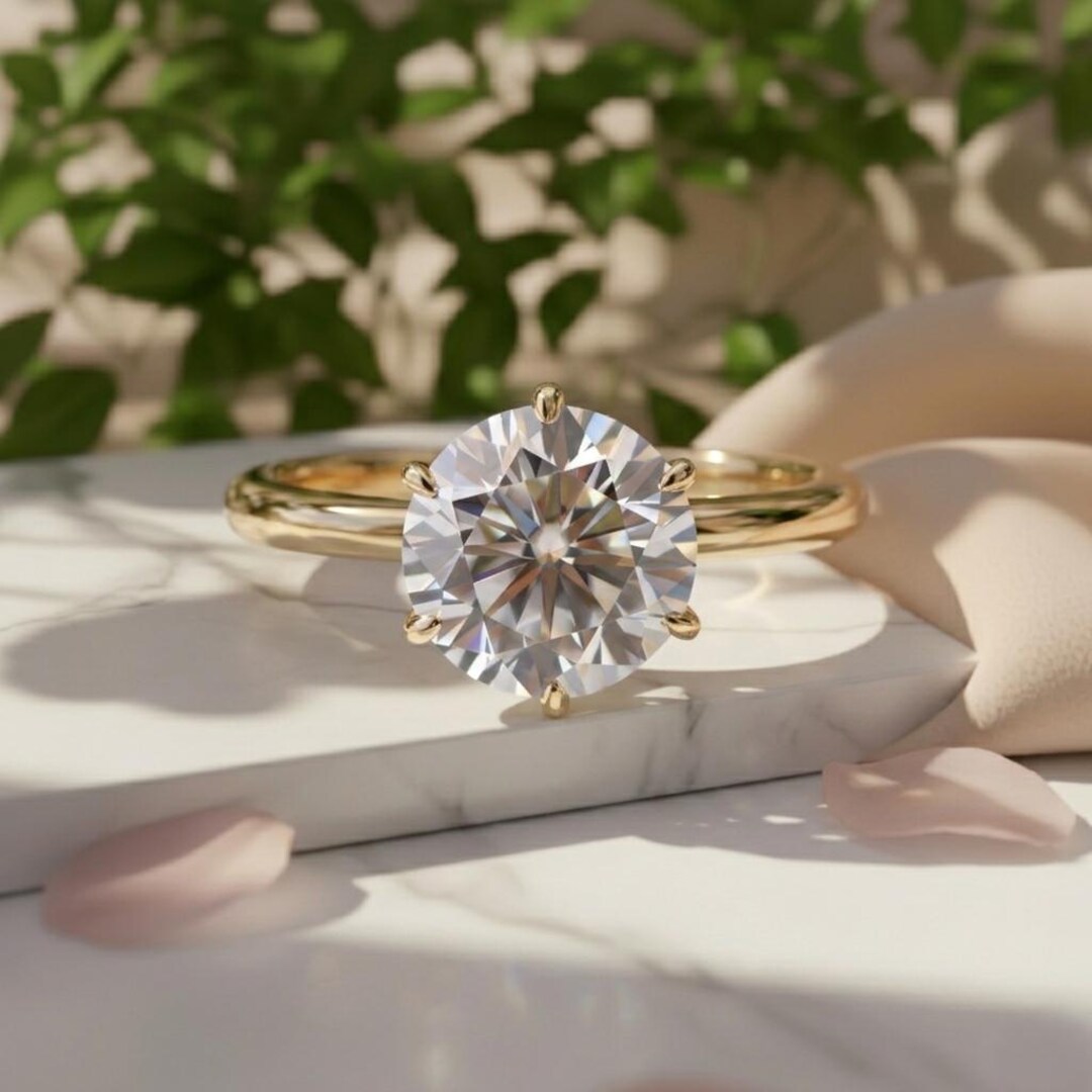 Round Cut Lab Grown Diamond Solitaire Engagement Ring, 10K Yellow Gold ...