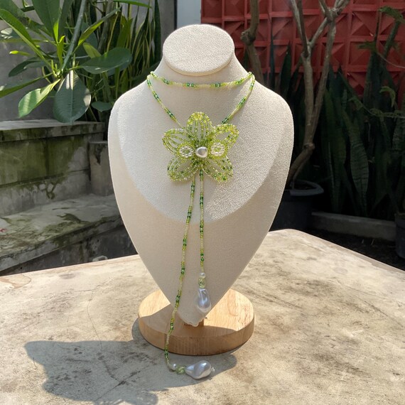Handmade Beaded Green Orchid Flower Necklace Boho Seed Bead