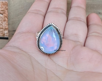 Anillo de plata de ley hecho a mano con banda de ópalo Aurora