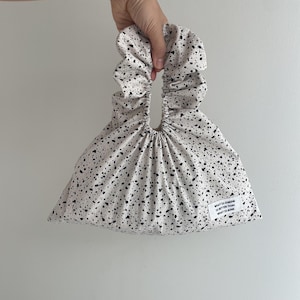 PDF Sewing Pattern Scrunch Bag | DIY Ruffle Handle Shoulder Bag Tutorial | Instant Download