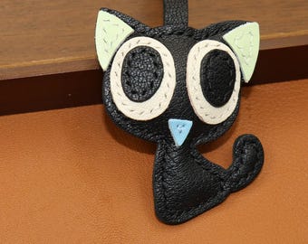 Handmade Leather Cat Bag Charm: French Goat Leather Accessory for Handbag