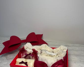 Cesta con artículos esenciales para bebé niña/regalo para bebé niña/regalo personalizado para bebés/regalos para recién nacidos/canasta de regalo para baby shower para niñas/personalizada