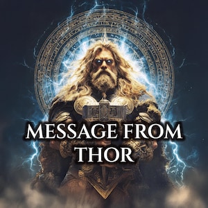 Könnte beinhalten: Digitales Kunstwerk mit Thor, dem nordischen Gott, mit langen blonden Haaren und Bart, umgeben von Blitzen und einem kreisförmigen Design. Der Text "MESSAGE FROM THOR" ist prominent dargestellt.