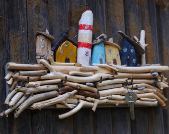 Handmade Driftwood Key Holder: Reclaimed Wood Wall Decor