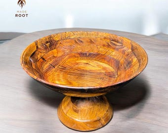 Handcrafted Wooden Serving Bowl – Rustic Kitchen & Table Décor