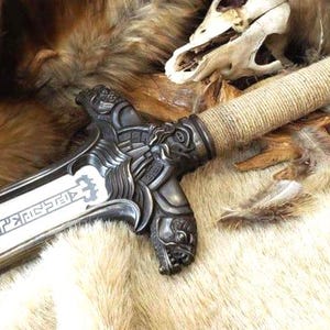 Handmade Fantasy Medieval Steel Long Sword, Display Sword, Decorative Display Collectible Blade for Wall Décor, Cosplay Sword , Gift for Him
