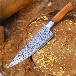 Hand-Forged Damascus Chef Knife: Razor Sharp Olive Wood Handle