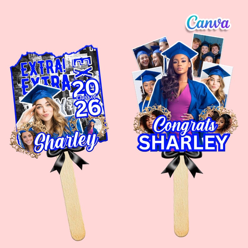 Pode incluir: Dois adere&ccedil;os fotogr&aacute;ficos com tema de formatura. Um apresenta o texto "EXTRA! EXTRA! 2026" e "Charley". O outro diz "Parab&eacute;ns SHARLEY". Ambos t&ecirc;m fotos de formandos, um la&ccedil;o preto e um palito de madeira.