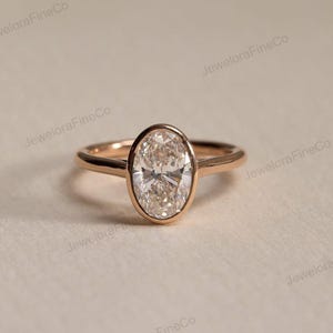 Bague de fiançailles en moissanite ovale en or jaune 14 carats 3 carats