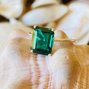 Solitaire Emerald Engagement Ring, Emerald Gemstone Emerald Ring, Green Gemstone Ring, May Birthstone Ring, 14K Yellow Gold Anniversary Gift