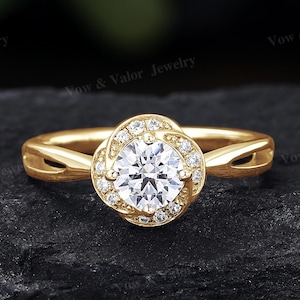 18K Yellow Gold Moissanite Flower Ring: Handmade Diamond Wedding Jewelry