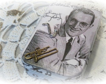 De-Stash, Altered Altoid Tin, Tommy Dorsey, 1940's 3.5 x 2.75 x .50 in. Jazz Musician, Keepsake Box, Coin Purse, Credit Card Case