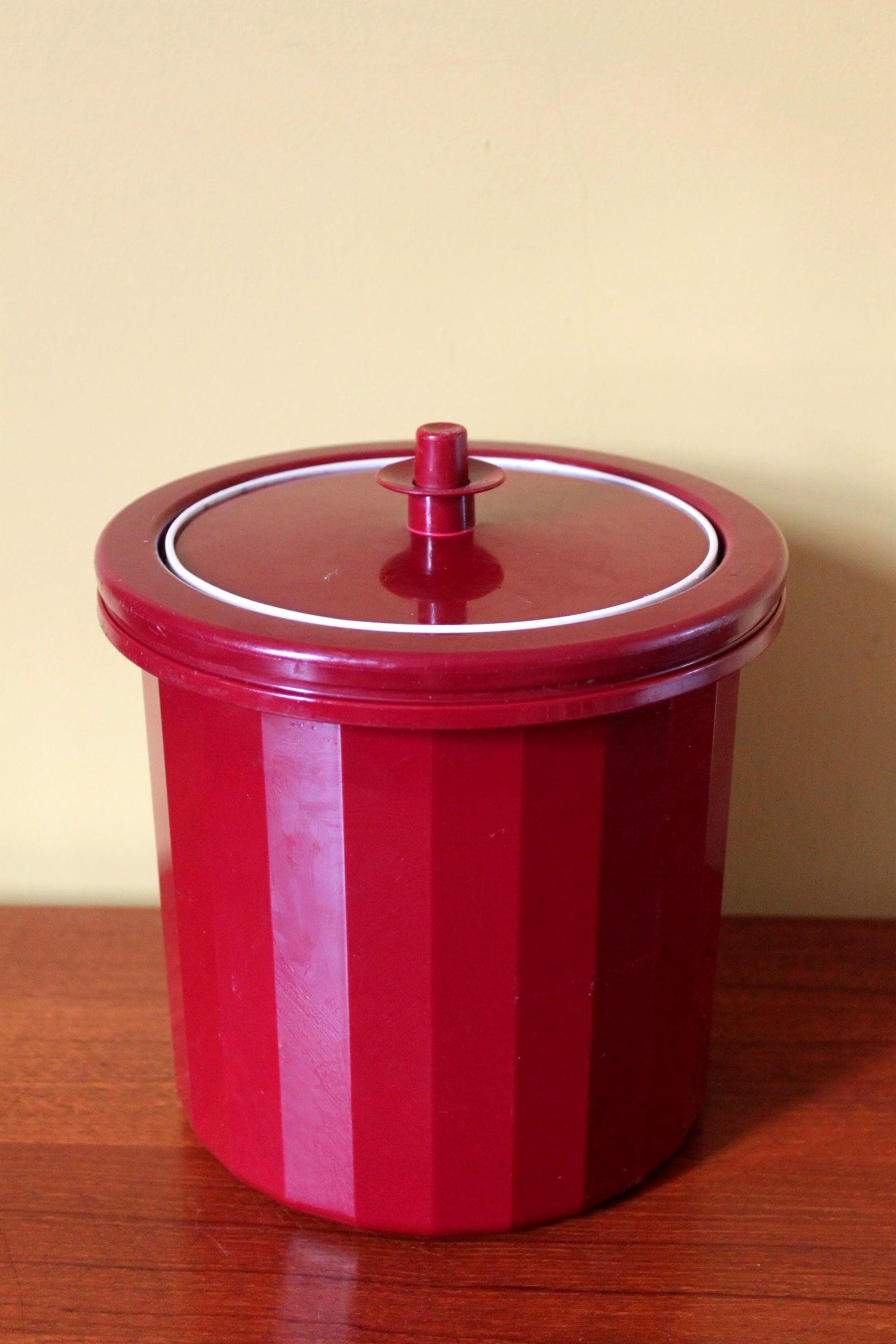 Tupperware ice