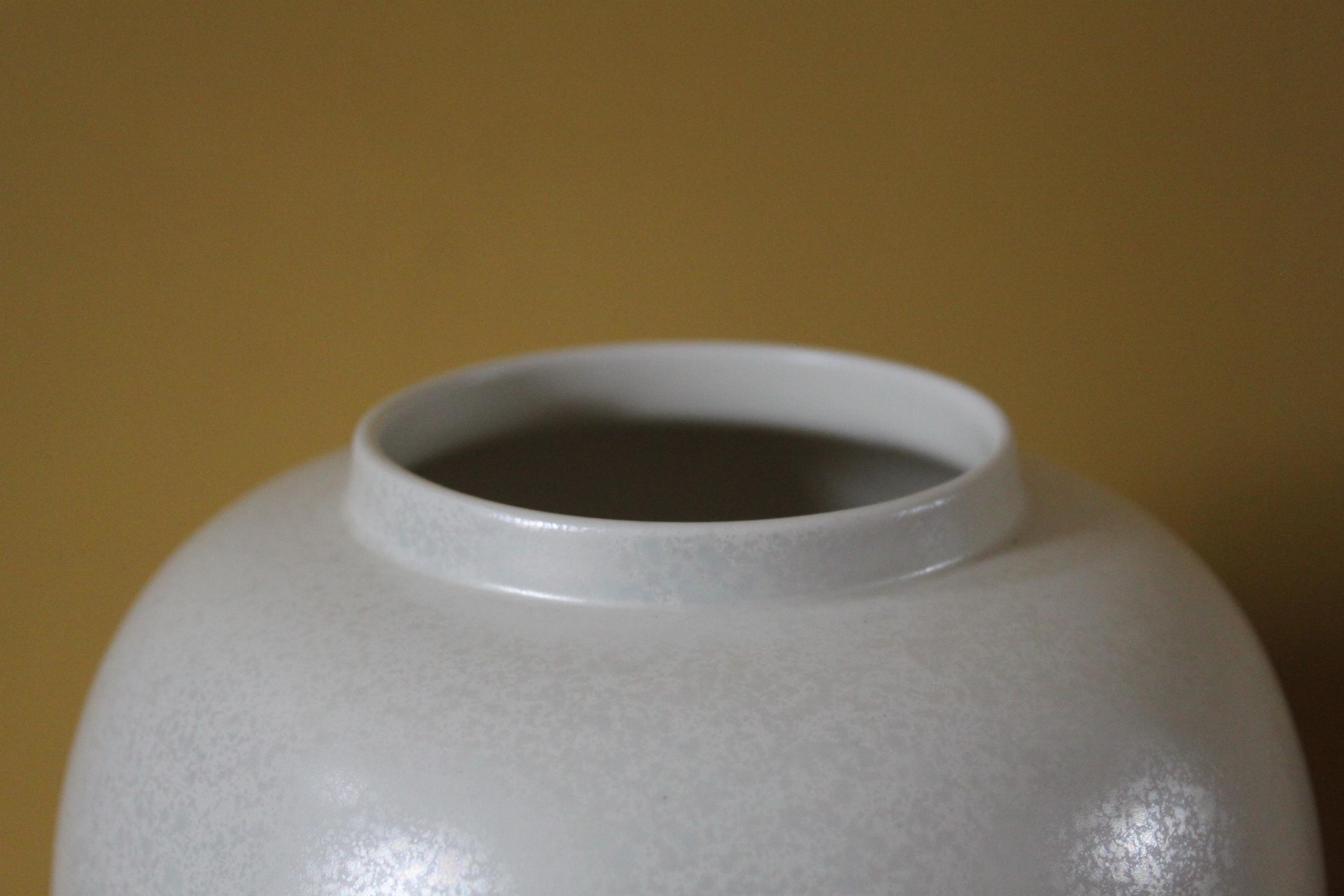 Vintage Poole Pottery White Lustre Iridescent Mottled Vase
