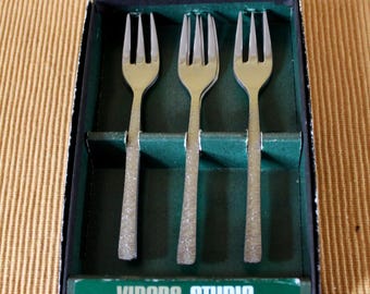 Six 1960s Vintage Viners Studio Pastry Cake Forks by Gerald Benney MCM