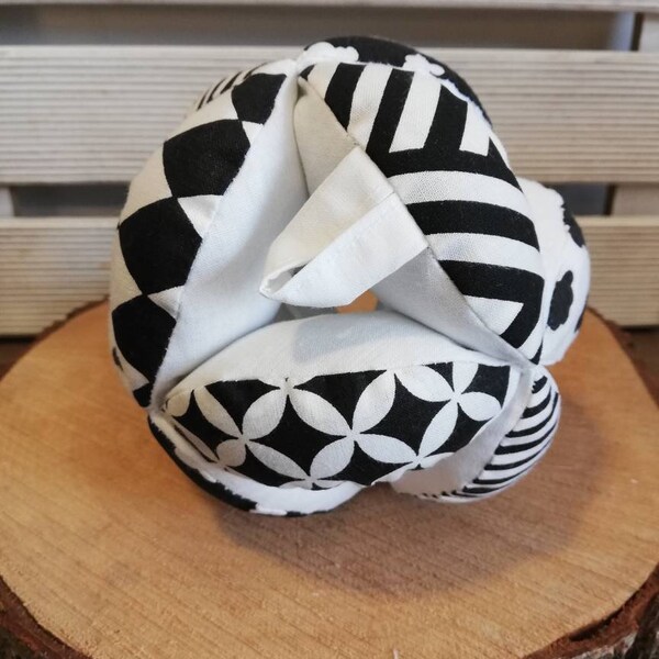 Monochromer Puzzleball, Montessori-Babyspielzeug, Schwarzweißball, Ying Yang Ball, Monochromkindergarten, Schwarzweißkindergarten, Zero Waste