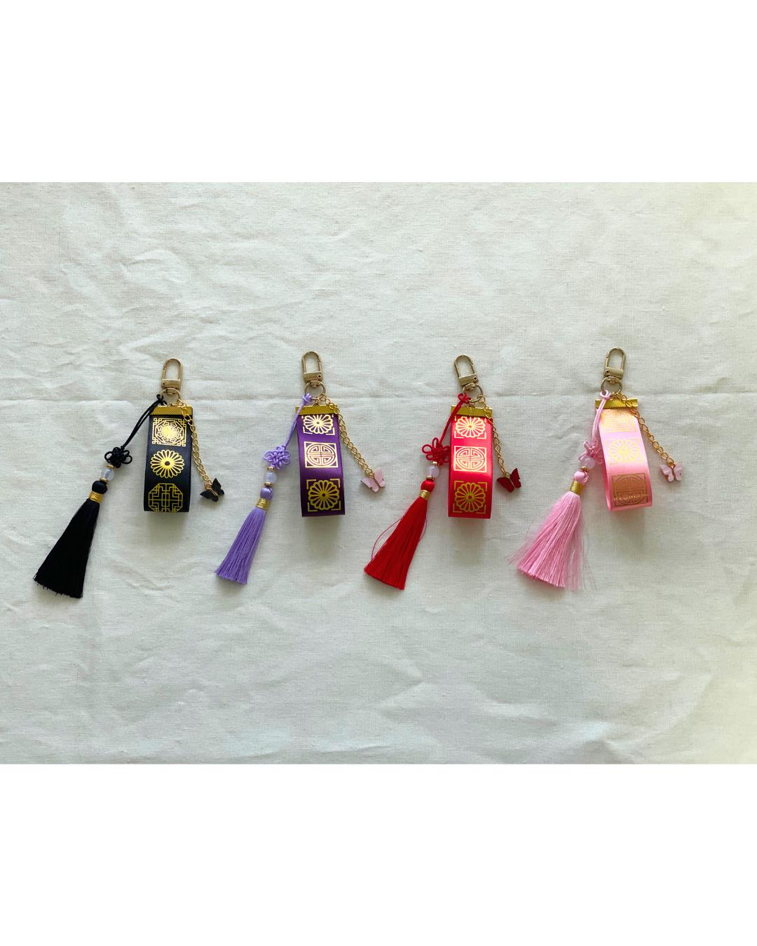 Korean Norigae Keychain | Gold Keychain With Mother of Pearl