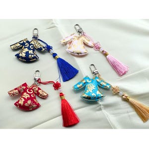 タッセルのバックチャーム タッセルチャーム バッグチャーム フリンジ キーホルダー ストラップ バック タッセルチャーム 日本製 プレゼント フェイク レザー 携帯ストラップ  キーホルダー スマホケース お財布 おしゃれ かわいい 可愛い | emury