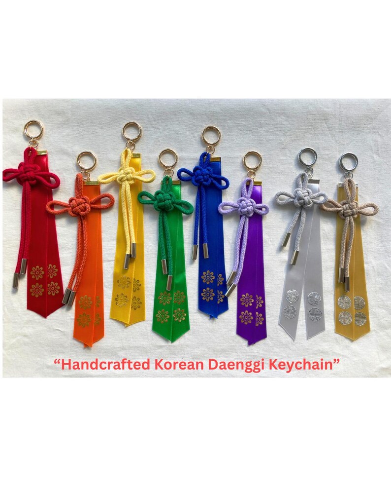 Traditional Korean Keychain – Dongshim Knot, Traditional Handmade ...