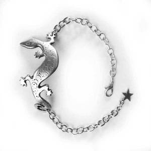 Lizard artisan bracelet pewter lizard gecko charm salamander totem jewelry lizard bangle gift