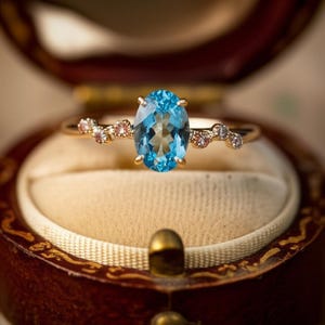 Natural Aquamarine Oval Cut Gemstone Solid Gold Ring For Women Luxury Handmade Engagement Ring Bridal Anniversary Gifts For Her