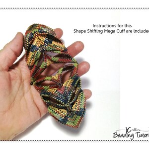 Peut inclure: Un bracelet de manchette en perles multicolores avec un motif g&eacute;om&eacute;trique. Le bracelet est flexible et peut &ecirc;tre port&eacute; de diff&eacute;rentes mani&egrave;res. Les instructions pour ce bracelet de manchette Mega transformable sont incluses.